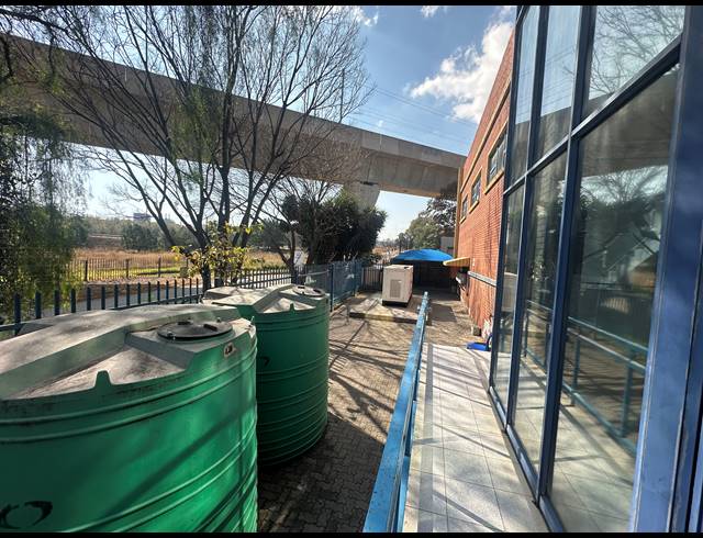 2,000M² WAREHOUSE FOR SALE IN FOUNDERS VIEW